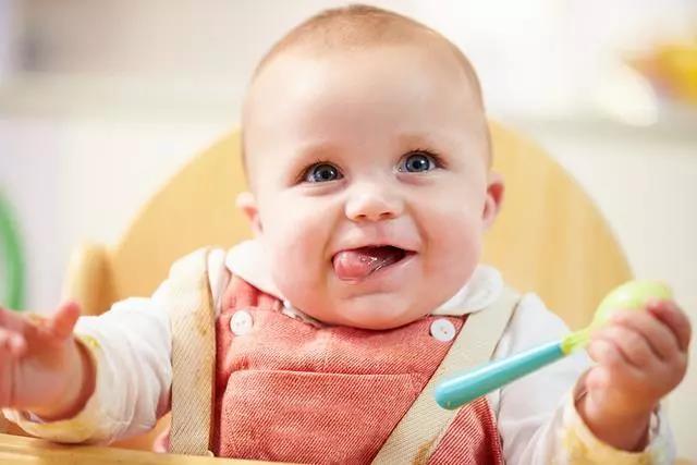 补铁对婴幼儿来说极为重要，这个食物是值得推荐的**口辅食